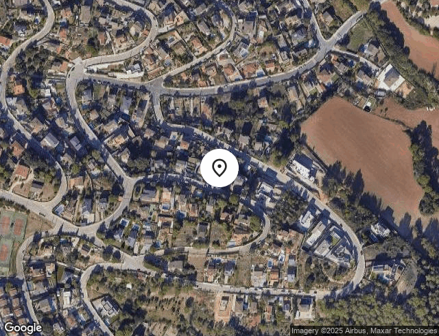 Chalet adosado en Calle Josep Carner